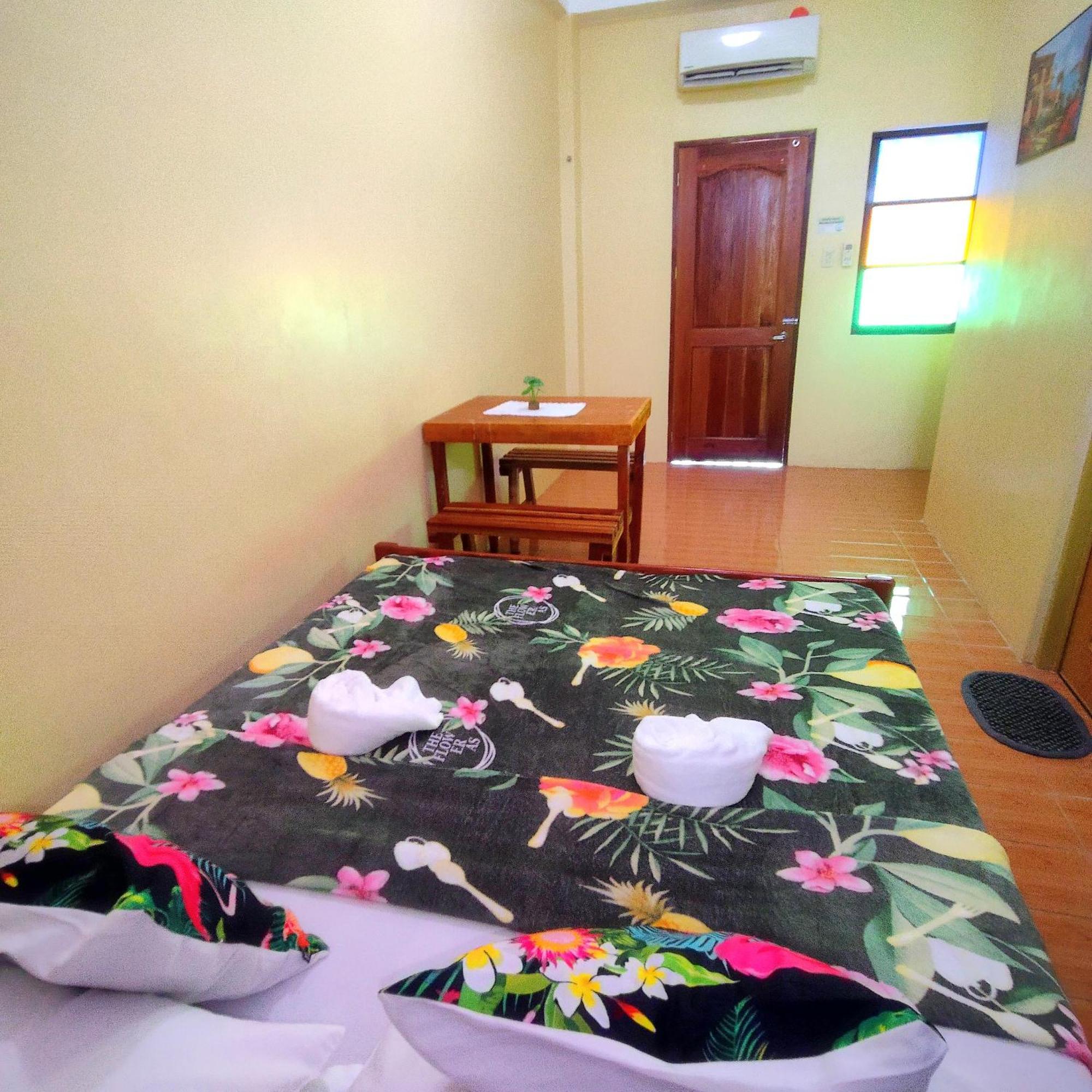Pamujo Hostel Baclayon Oda fotoğraf